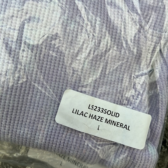 Daydreamer Long Sleeve Cold Shoulder Crop Top in Green Meadow Mineral - Picture 10 of 10